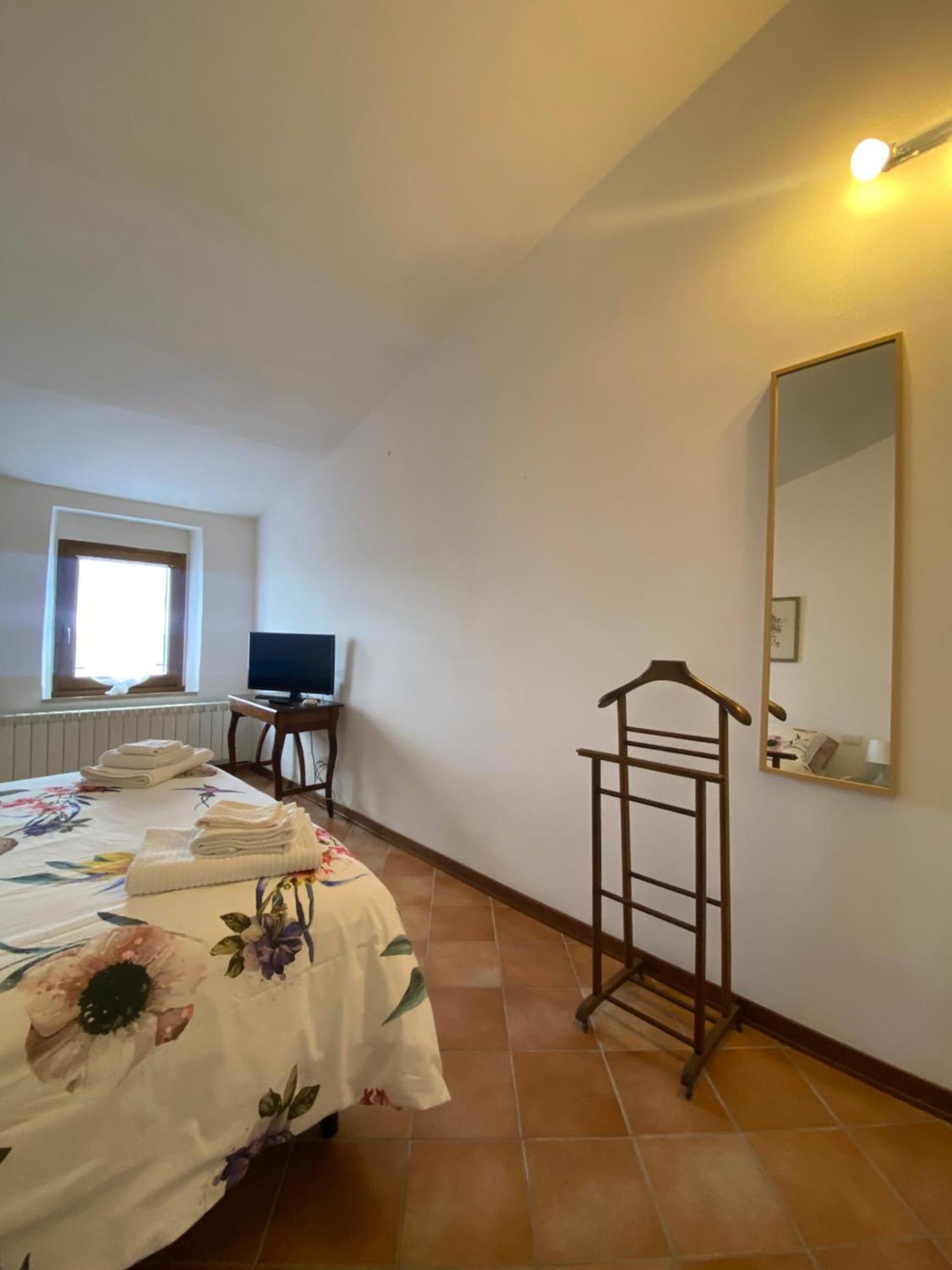 Casa Nonna Rina Villa Chiusdino Eksteriør billede